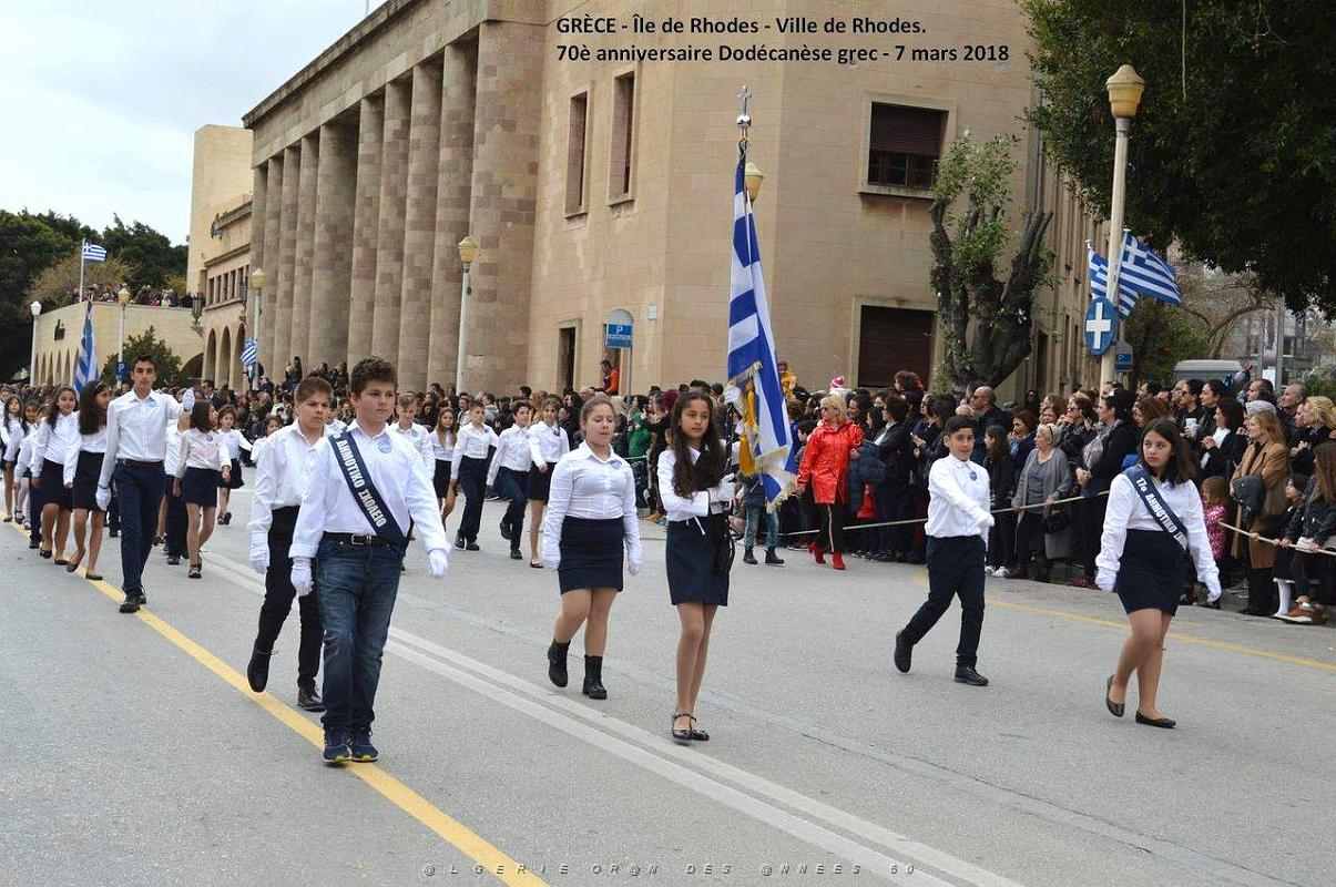 236- Rhodes- Defile Dodecanese grec.JPG